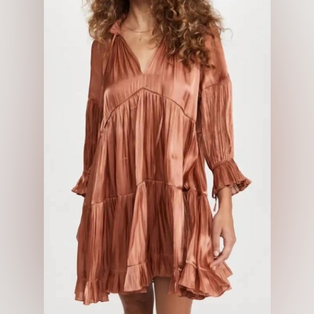 Cinq a Sept Phyllis Iridescent Tiered V-Neck Dress in Deep Salmon Size 4